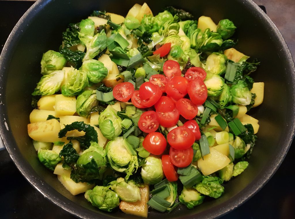 Gemüsepfanne mit Palmkohl