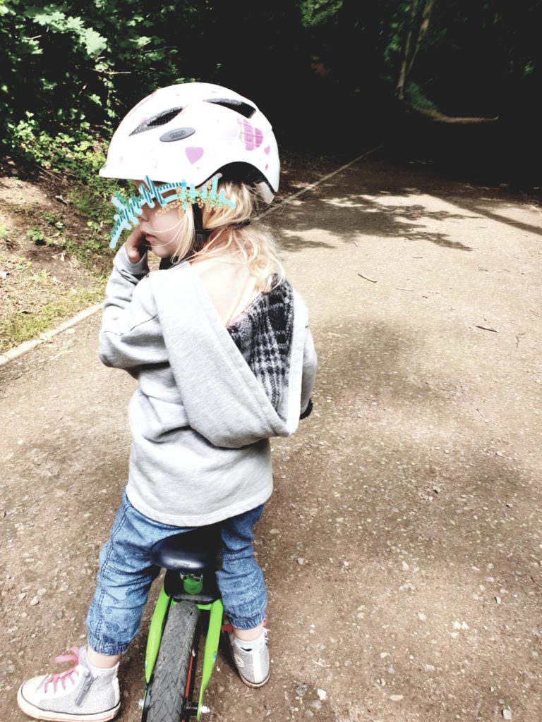 Laufrad nur mit Helm!