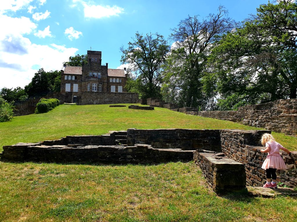 Burg Isenburg